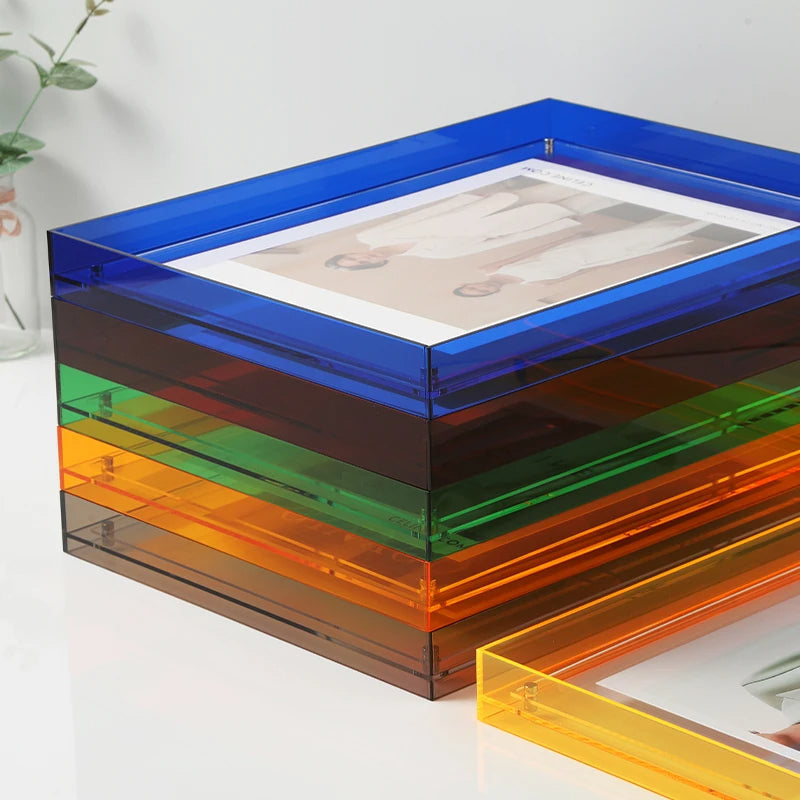 Minimalist Acrylic Photo Frame With Wall-Mounted Design