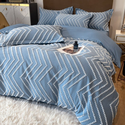 Tufted Cotton Bedding Set