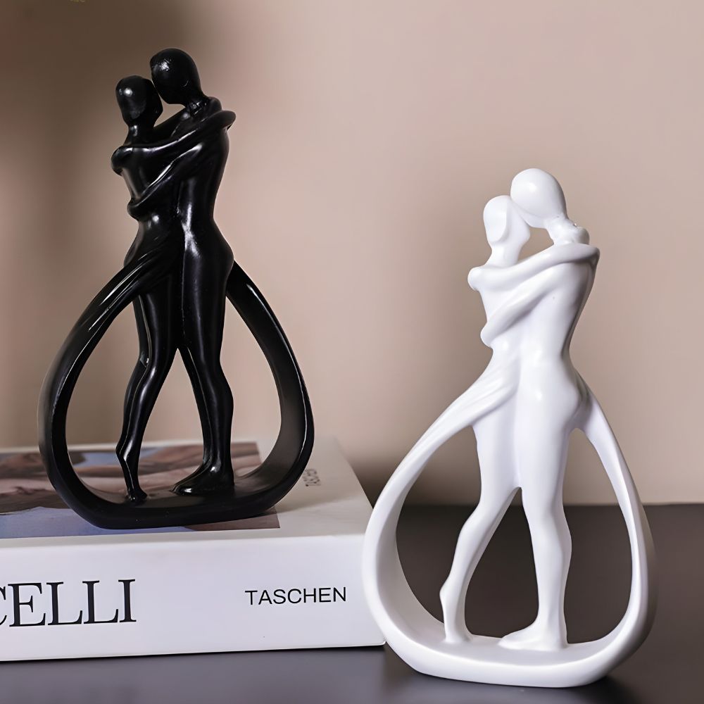 Resin Couple Figurine With Glossy Finish