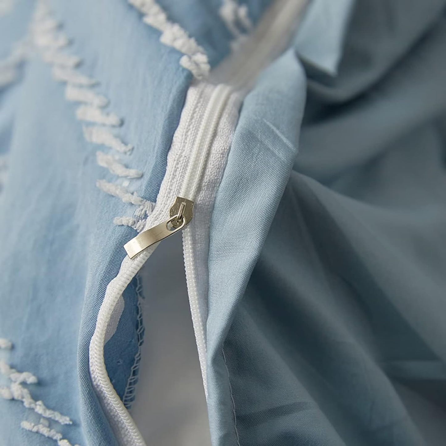 Tufted Cotton Bedding Set