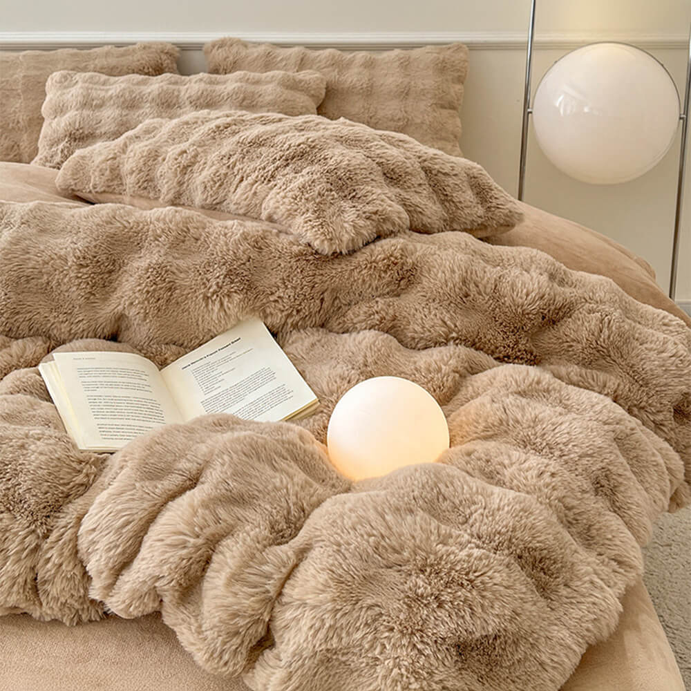 Faux Rabbit Fur Bed Sheet Set With Plush Texture