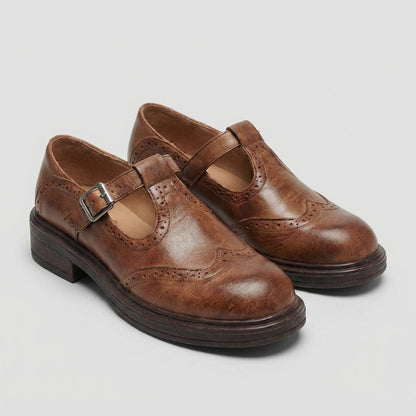 Vintage-Inspired Marie Anne Shoes with Brogue Detailing and Chunky Sole