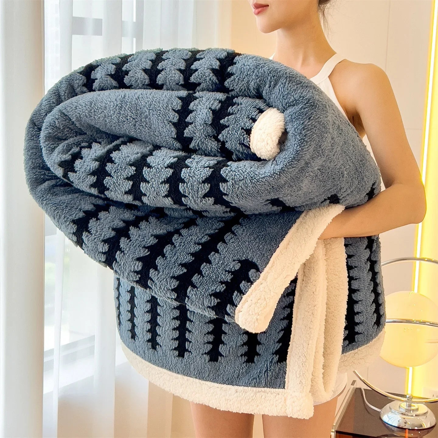 Flannel Blanket With Plush Sherpa Fleece