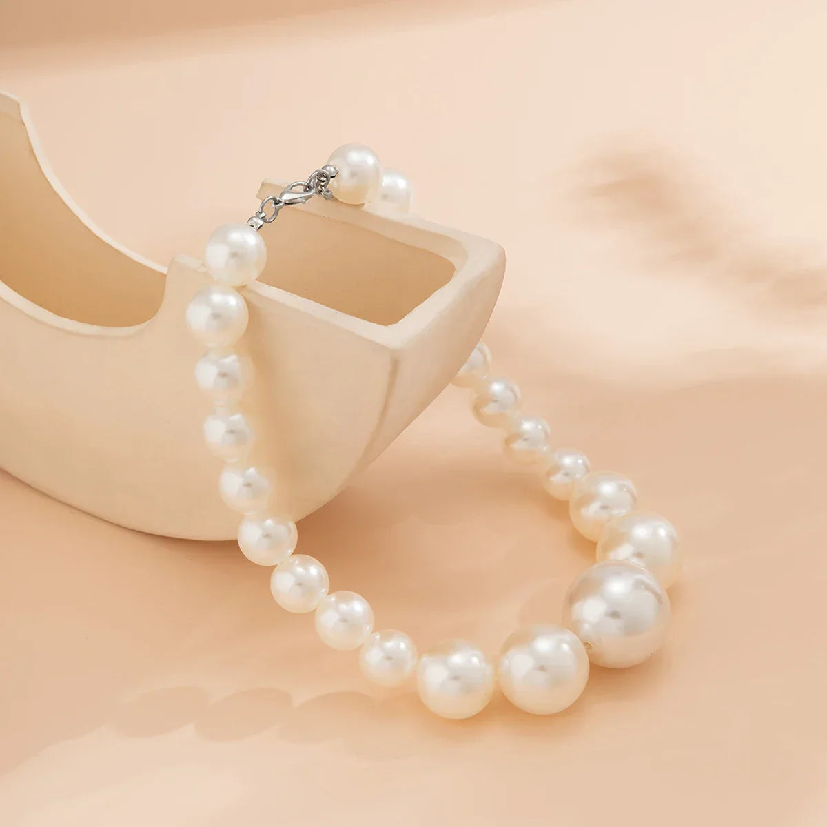 Selene Pearl Choker Set | Oversized Graduated Pearl Necklace