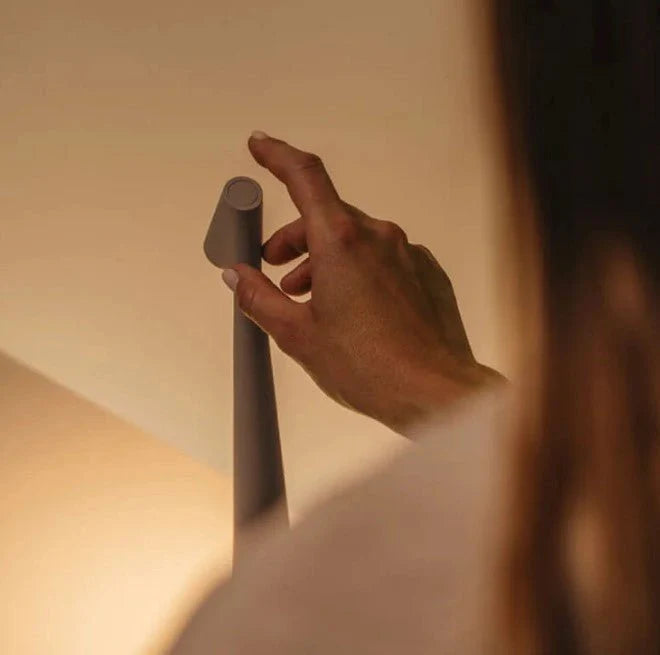 Wireless Table Lamp With LED Light